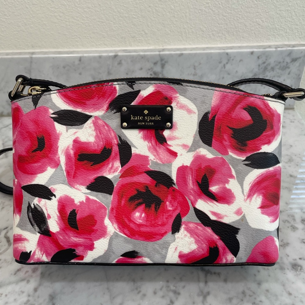 Gorgeous Kate Spade Floral Shoulder Bag